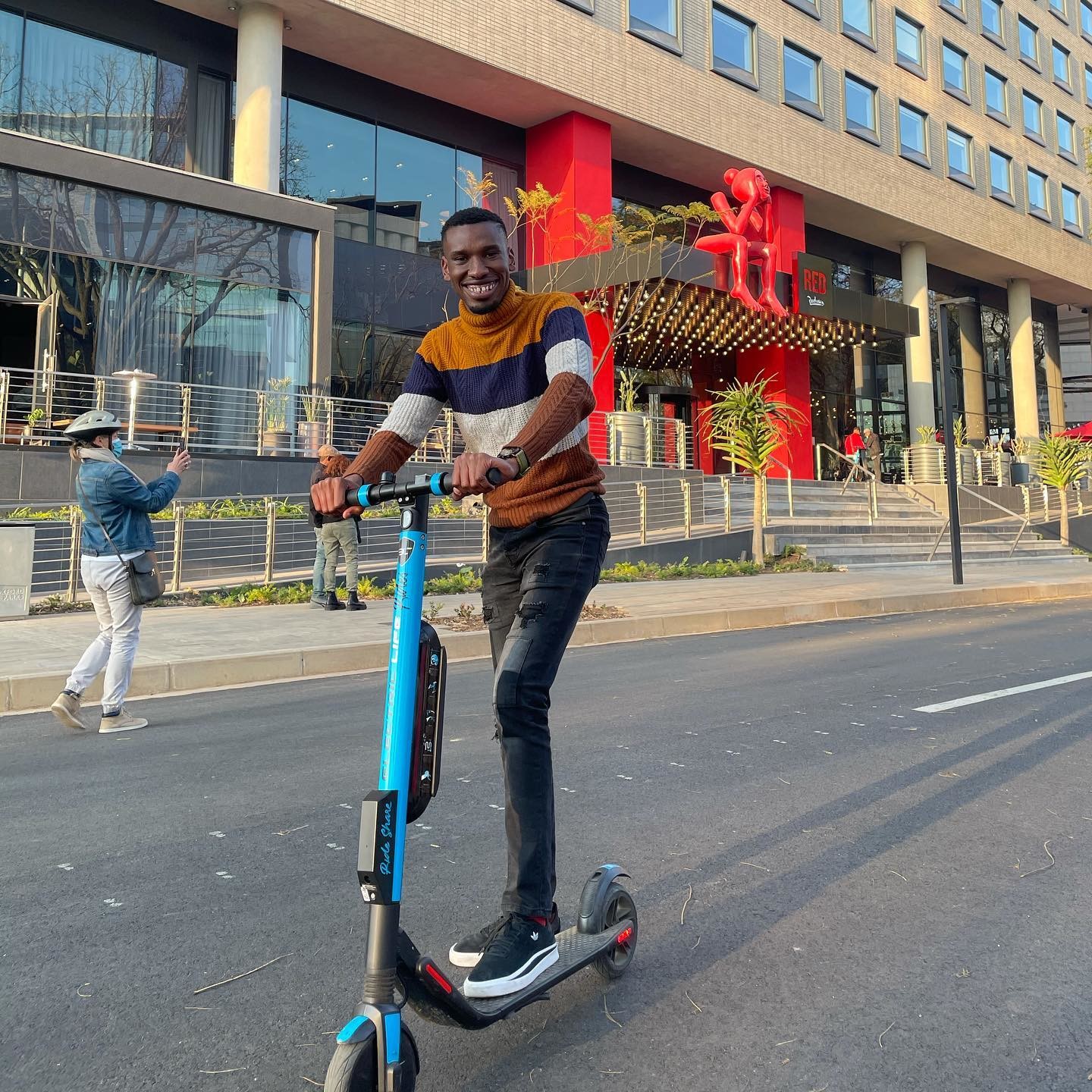 Joburg 360 escooter tour of Rosebank, Parkhurst and Keyes Art Mile